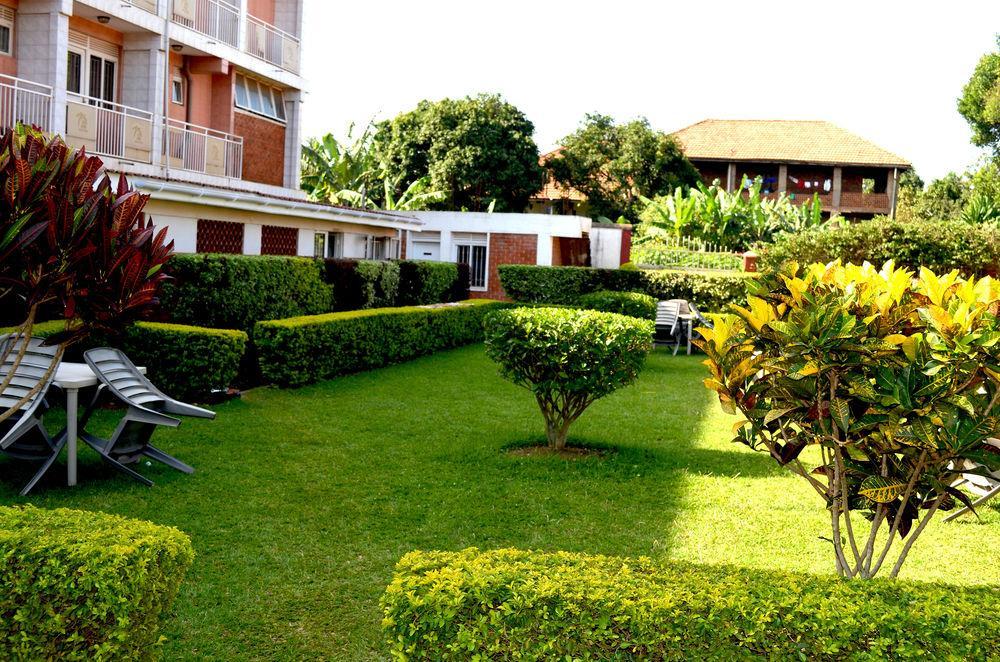 Areba Hotell Entebbe Eksteriør bilde