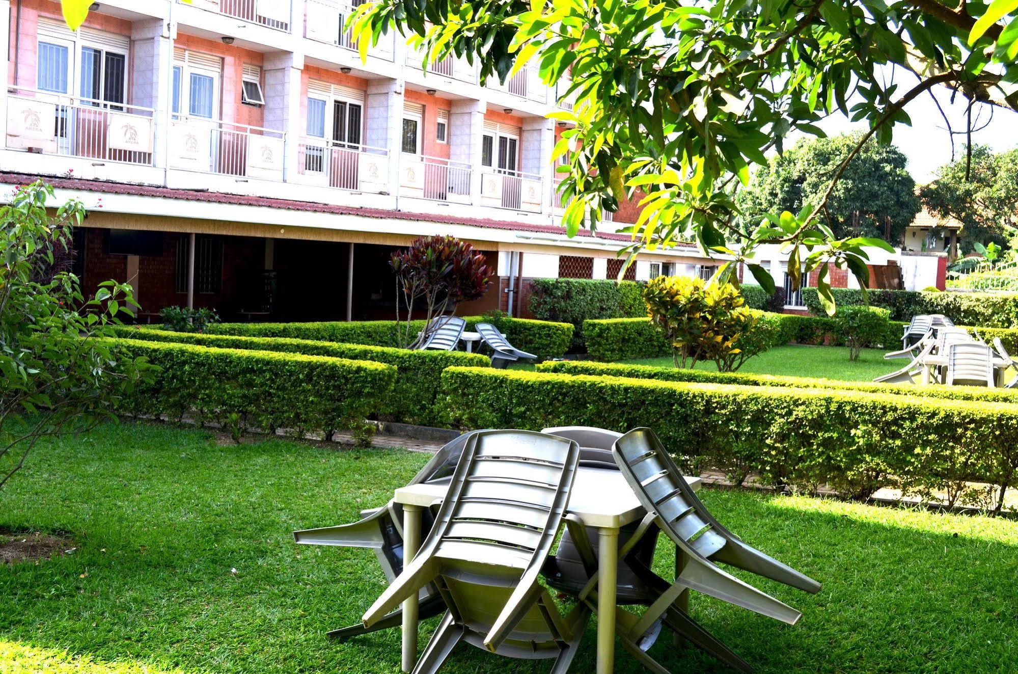 Areba Hotell Entebbe Eksteriør bilde